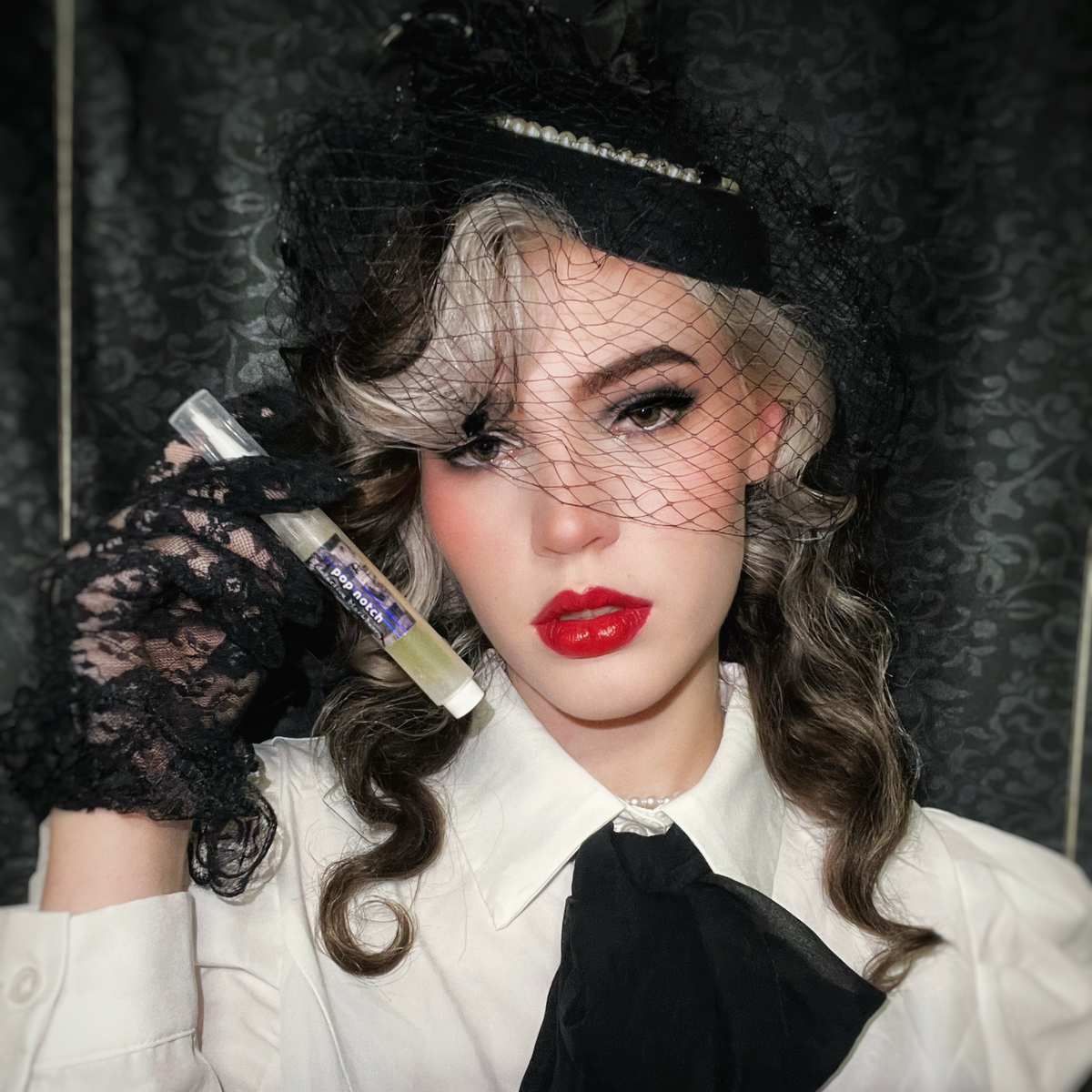 detective blackberry ˚ ༘✾ ⋆｡